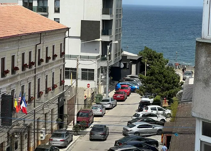 Apartment Plaja Modern